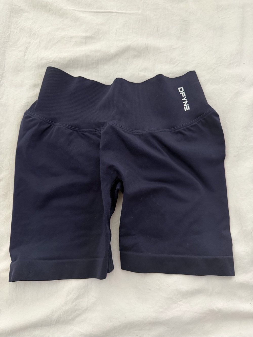 DFYNE Dynamic 4.5 shorts
